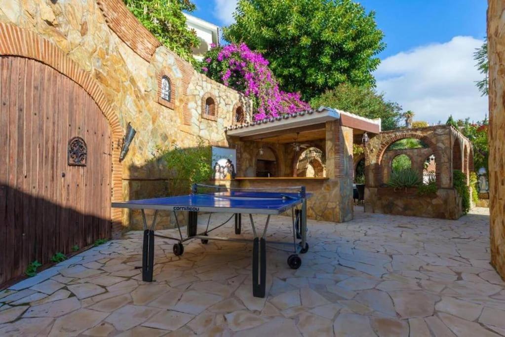 Summer Offers! Fabulous Luxury Villa Near The Beach Sleeps 8 Benalmadena Exterior photo