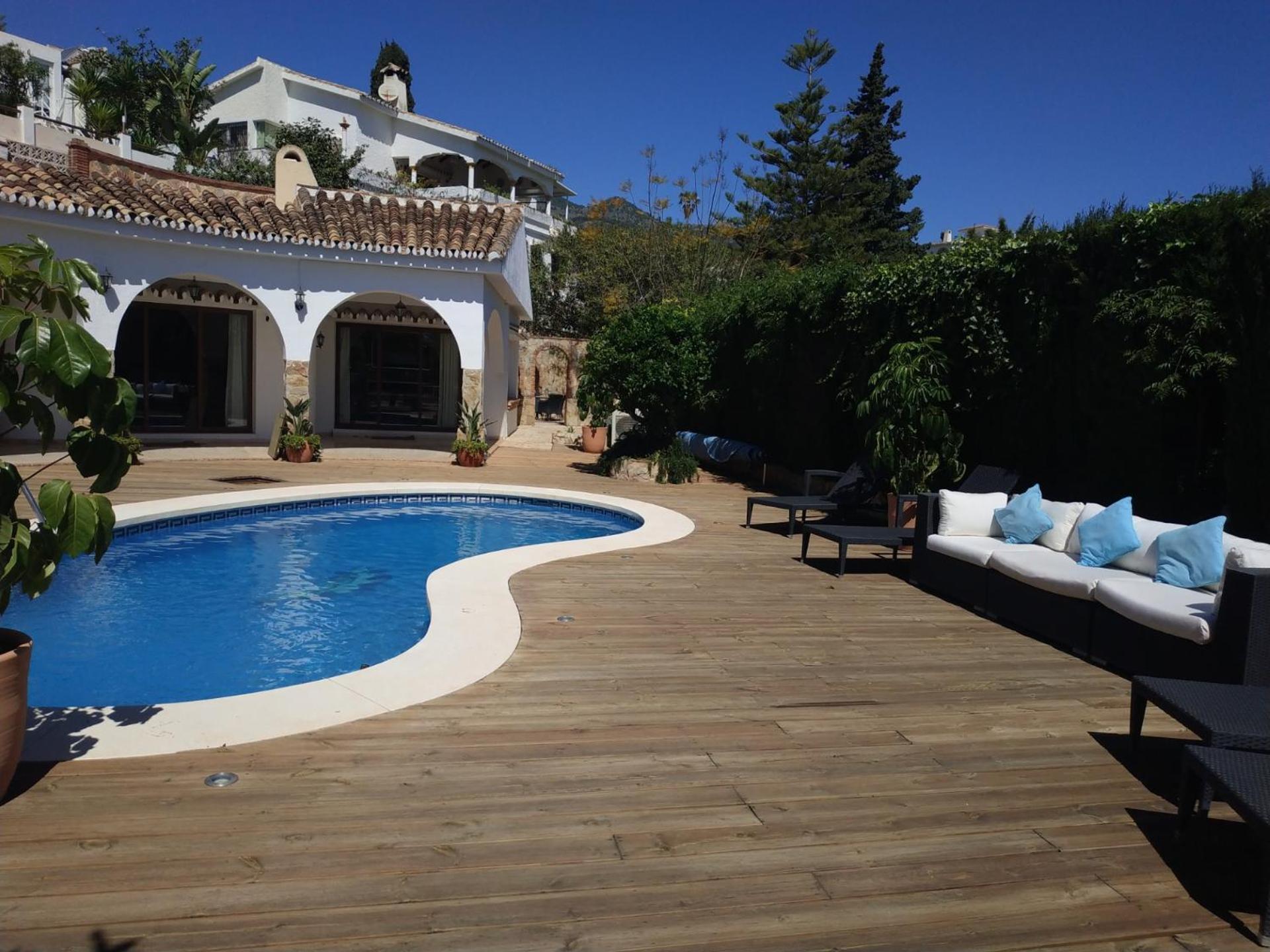 Summer Offers! Fabulous Luxury Villa Near The Beach Sleeps 8 Benalmadena Exterior photo