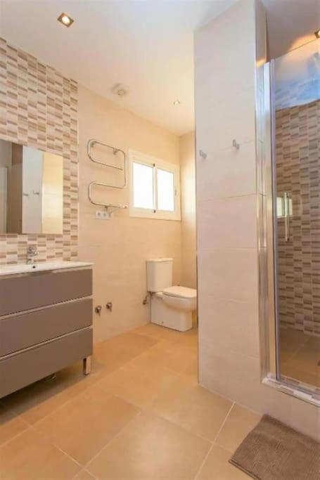 Summer Offers! Fabulous Luxury Villa Near The Beach Sleeps 8 Benalmadena Exterior photo