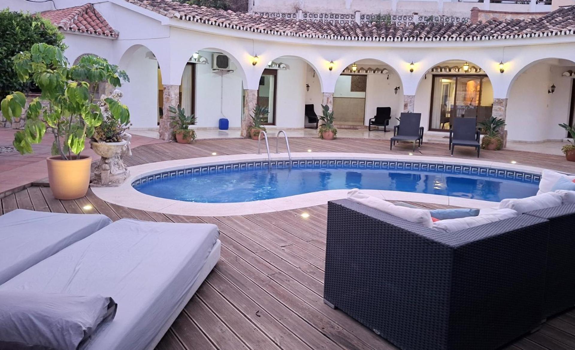 Summer Offers! Fabulous Luxury Villa Near The Beach Sleeps 8 Benalmadena Exterior photo
